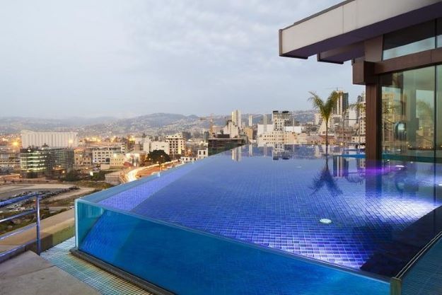 Balcony infinity pool