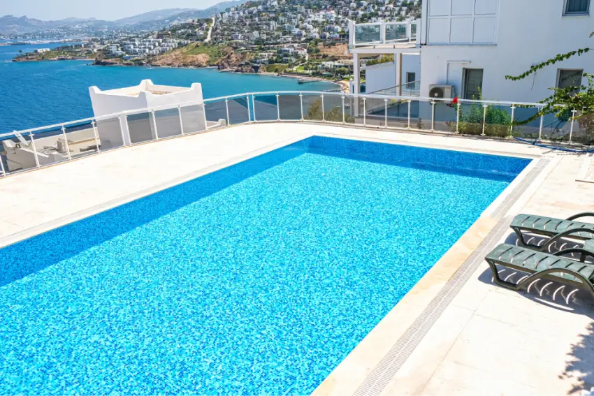 How-Much-Does-A-Fiberglass-Pool-Cost-in-Melbourne-3