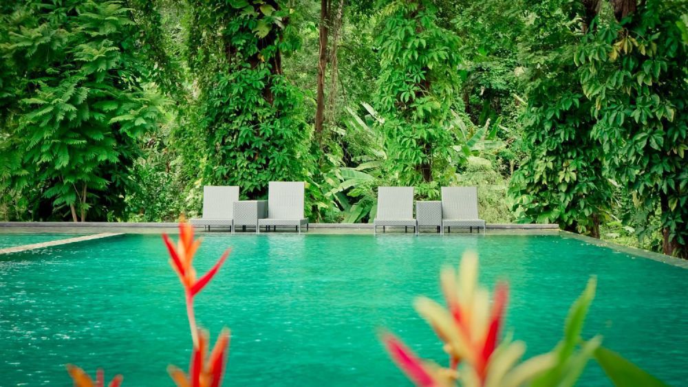 Top 10 Designs for Backyard Pool Cabanas